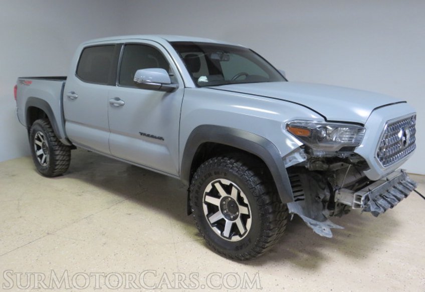 2019 Toyota Tacoma - Image 2