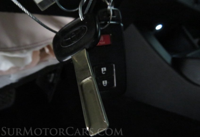 2019 Toyota Tacoma - Image 31