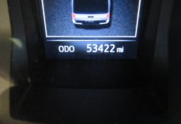 2019 Toyota Tacoma - Image 33