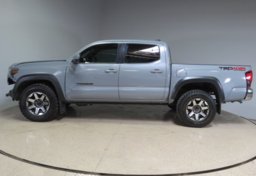 2019 Toyota Tacoma - Image 5
