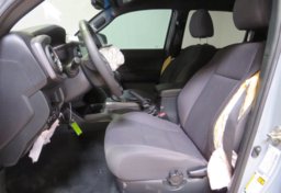 2019 Toyota Tacoma - Image 23