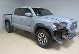2019 Toyota Tacoma - Image 2