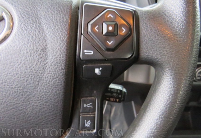 2021 Toyota Tacoma - Image 31