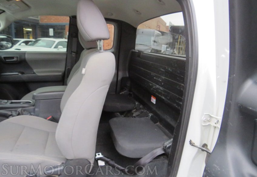 2021 Toyota Tacoma - Image 25