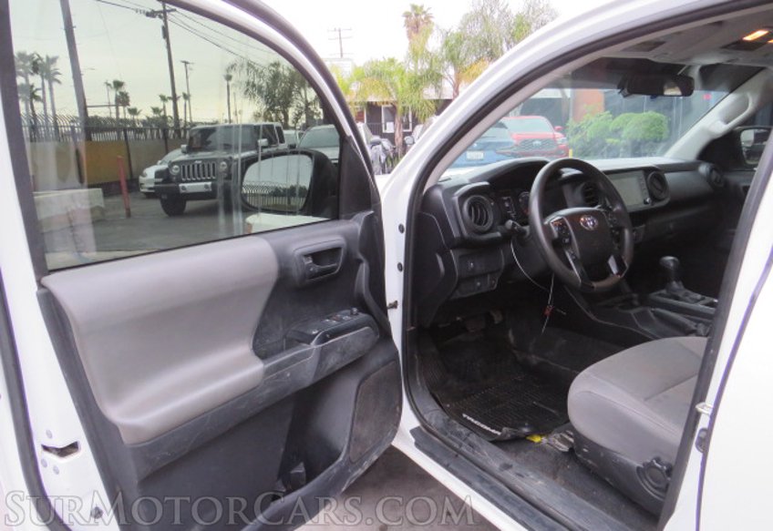 2021 Toyota Tacoma - Image 17