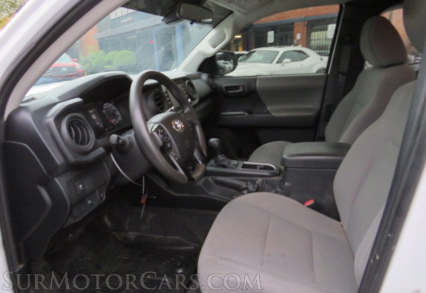 2021 Toyota Tacoma - Image 23