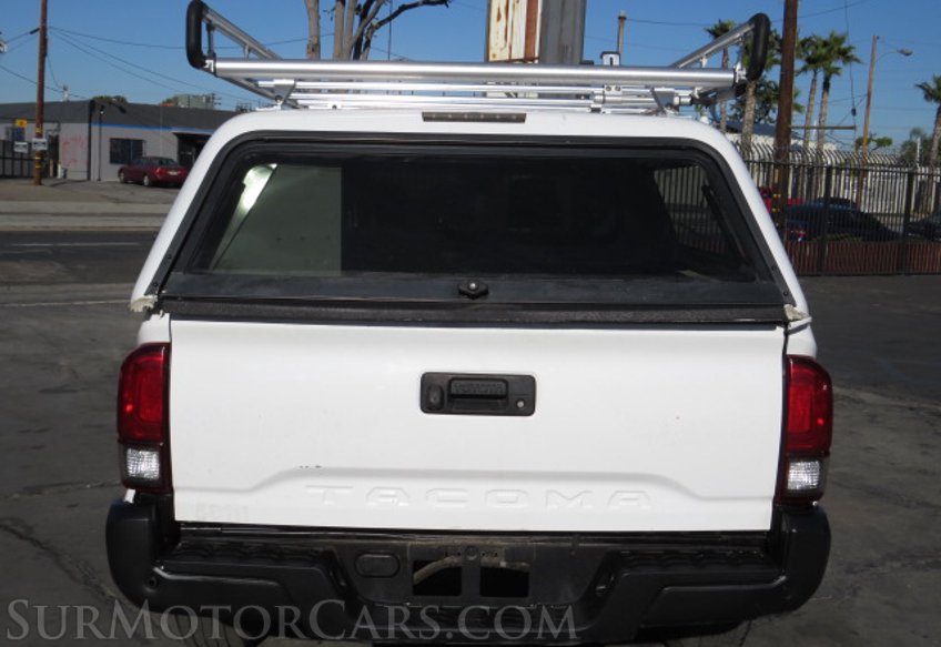 2019 Toyota Tacoma 4WD - Image 12