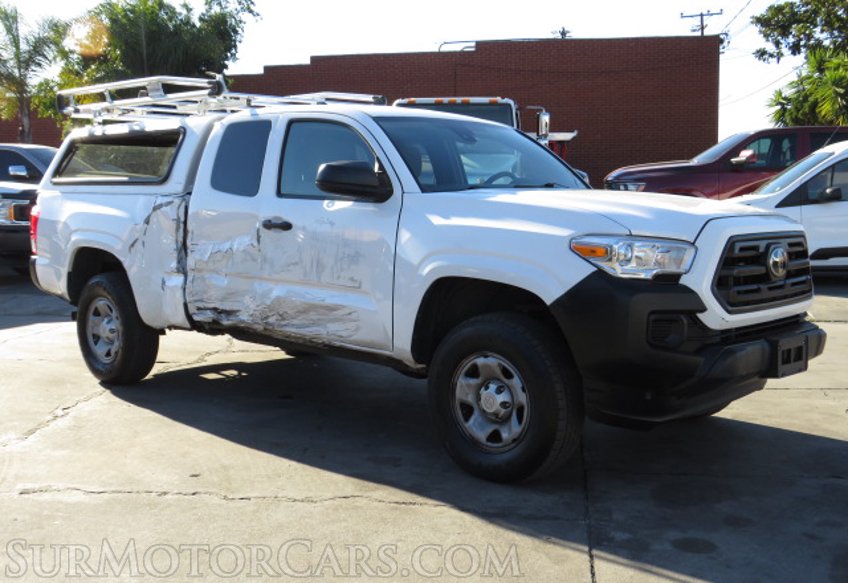 2019 Toyota Tacoma 4WD - Image 4