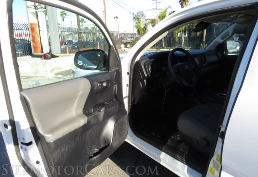 2019 Toyota Tacoma 4WD - Image 19