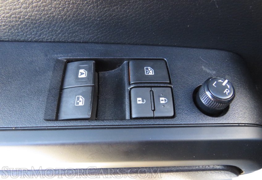 2019 Toyota Tacoma 4WD - Image 41