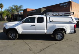 2019 Toyota Tacoma 4WD - Image 5