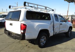2019 Toyota Tacoma 4WD - Image 8