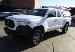 2019 Toyota Tacoma 4WD - Image 3