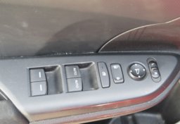 2017 Honda Civic Hatchback - Image 38