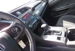 2017 Honda Civic Hatchback - Image 30