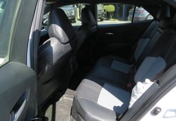 2021 Toyota Corolla Hatchback - Image 27