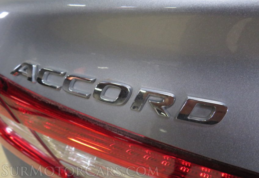 2021 Honda Accord - Image 17