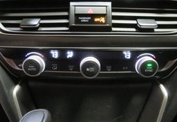 2021 Honda Accord - Image 32