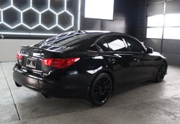 2017 Infiniti Q50 - Image 10