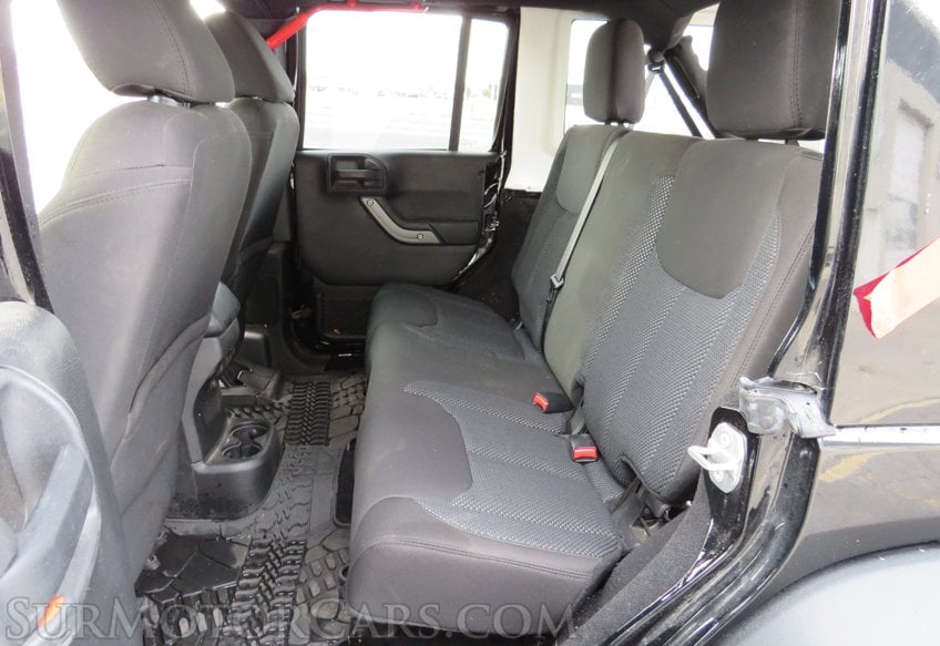 2016 Jeep Wrangler Unlimited - Image 23