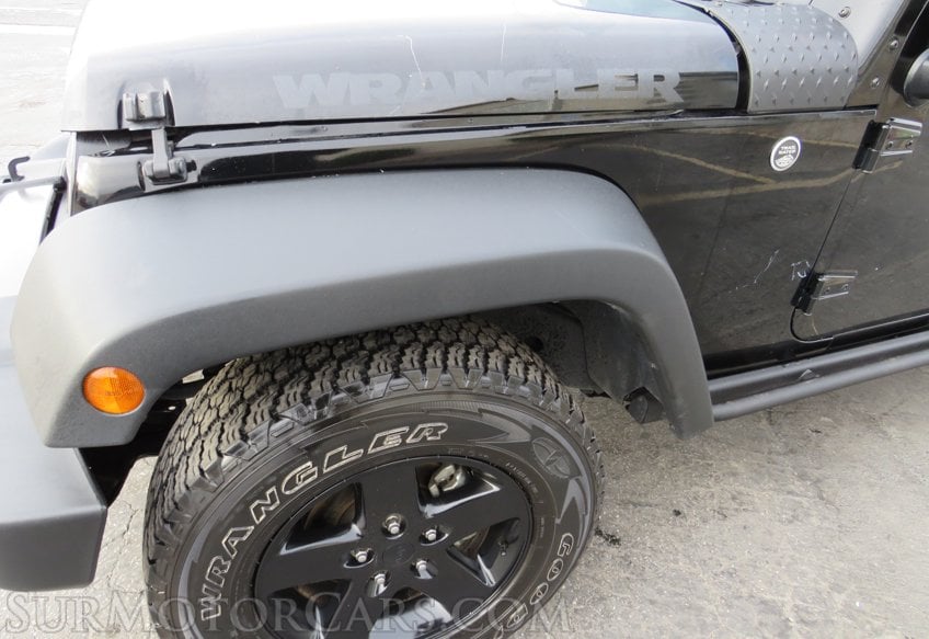 2016 Jeep Wrangler Unlimited - Image 13