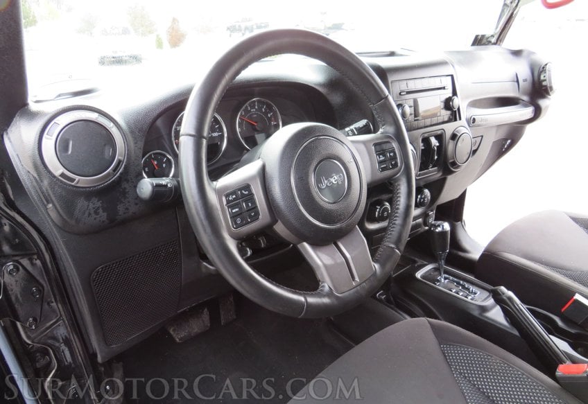 2016 Jeep Wrangler Unlimited - Image 21