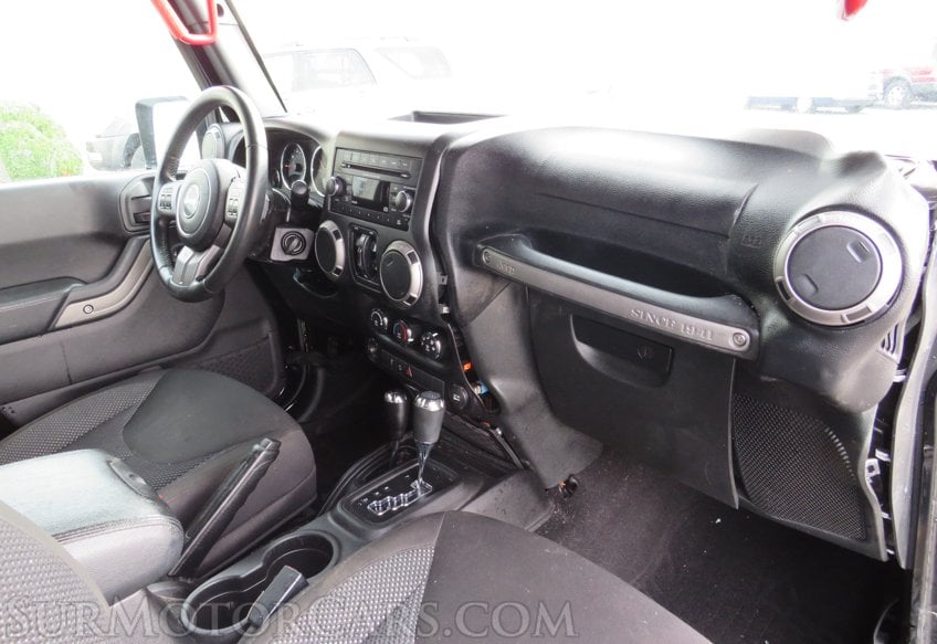 2016 Jeep Wrangler Unlimited - Image 20