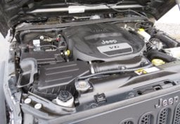 2016 Jeep Wrangler Unlimited - Image 40