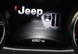 2022 Jeep Gladiator Rubicon - Image 36