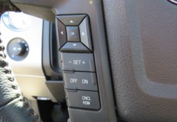 2017 Ford Expedition - Image 38