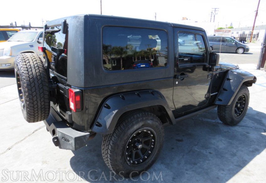 2009 Jeep Wrangler - Image 7
