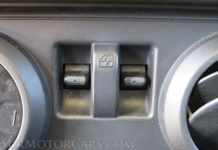 2009 Jeep Wrangler - Image 35