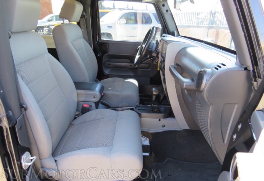 2009 Jeep Wrangler - Image 25