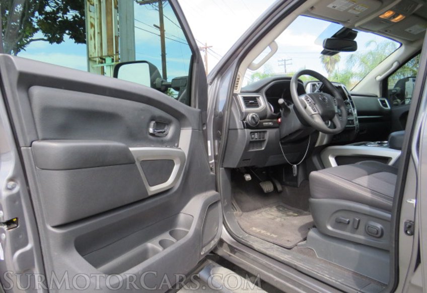 2021 Nissan Titan - Image 22