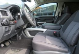 2021 Nissan Titan - Image 26