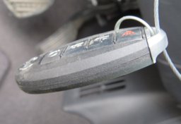 2021 Nissan Titan - Image 38