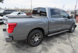 2021 Nissan Titan - Image 8