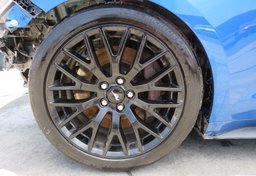 2017 Ford Mustang - Image 13