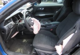 2017 Ford Mustang - Image 19