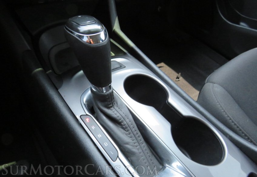 2020 Chevrolet Malibu - Image 40