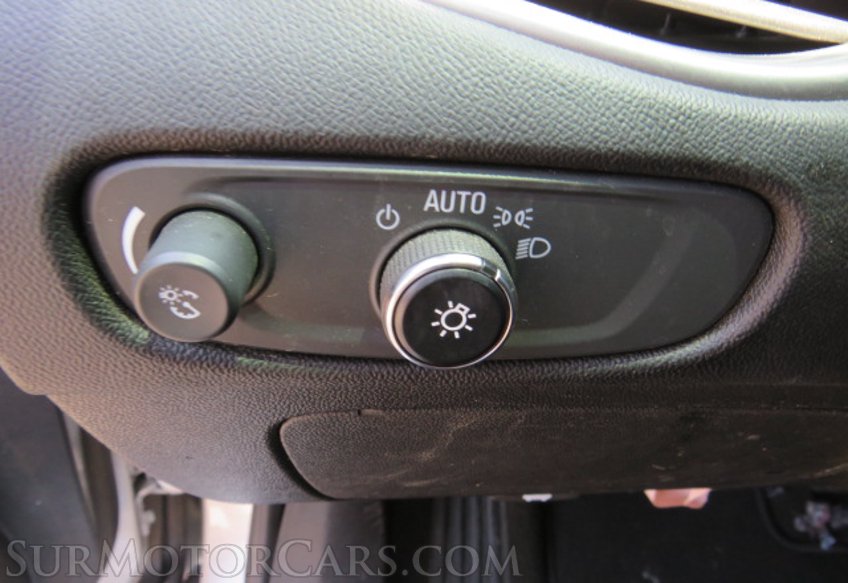 2020 Chevrolet Malibu - Image 34