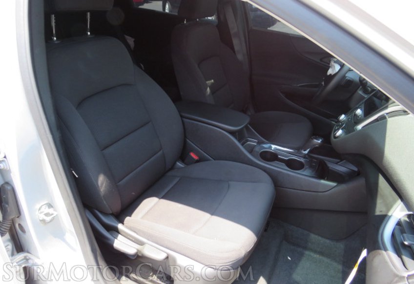 2020 Chevrolet Malibu - Image 23