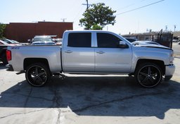 2018 Chevrolet Silverado 1500 - Image 9
