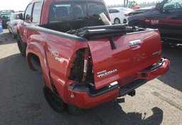 2013 Toyota Tacoma - Image 4