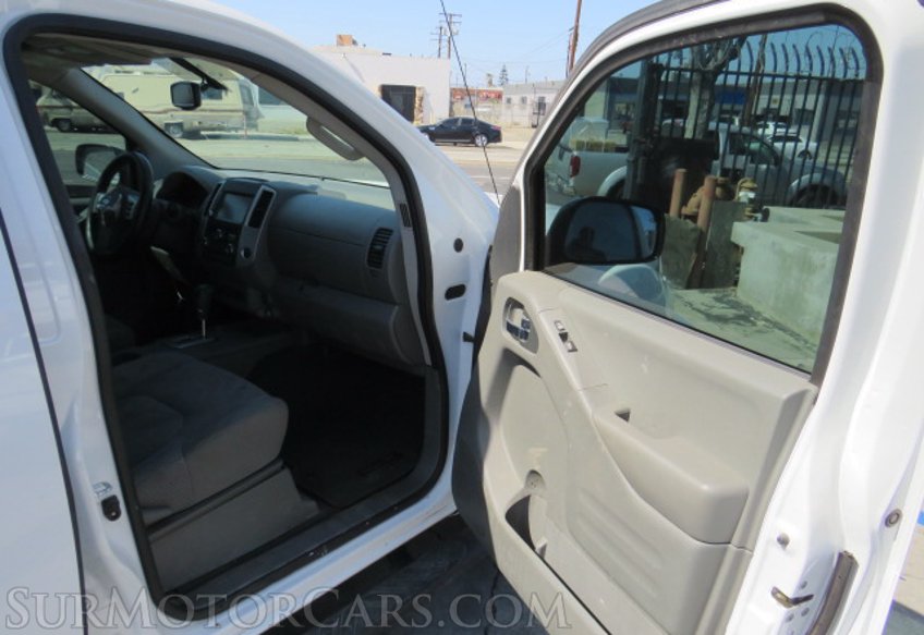 2021 Nissan Frontier - Image 22