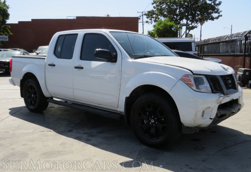 2021 Nissan Frontier - Image 4