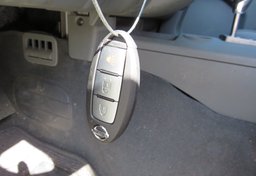 2021 Nissan Frontier - Image 44