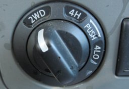 2021 Nissan Frontier - Image 39