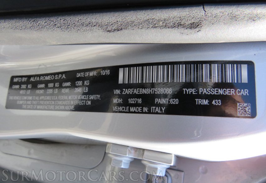 2017 Alfa Romeo Giulia - Image 51