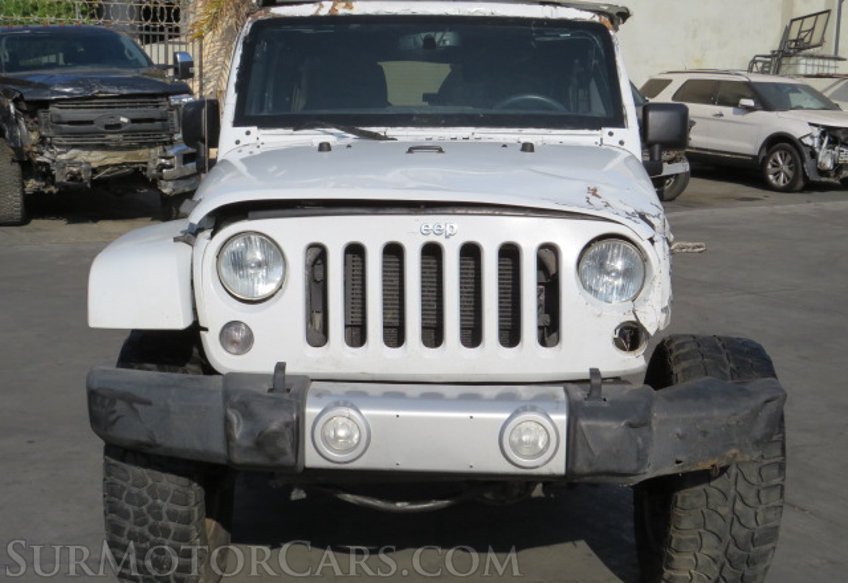 2015 Jeep Wrangler Unlimited - Image 16